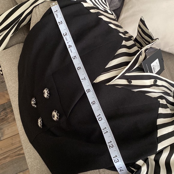 Beautiful dress shirt size XS - Picture 6 of 6